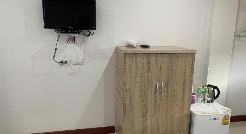 Oyo 799 Pudsadee Hotel Chiang Mai Dış mekan fotoğraf